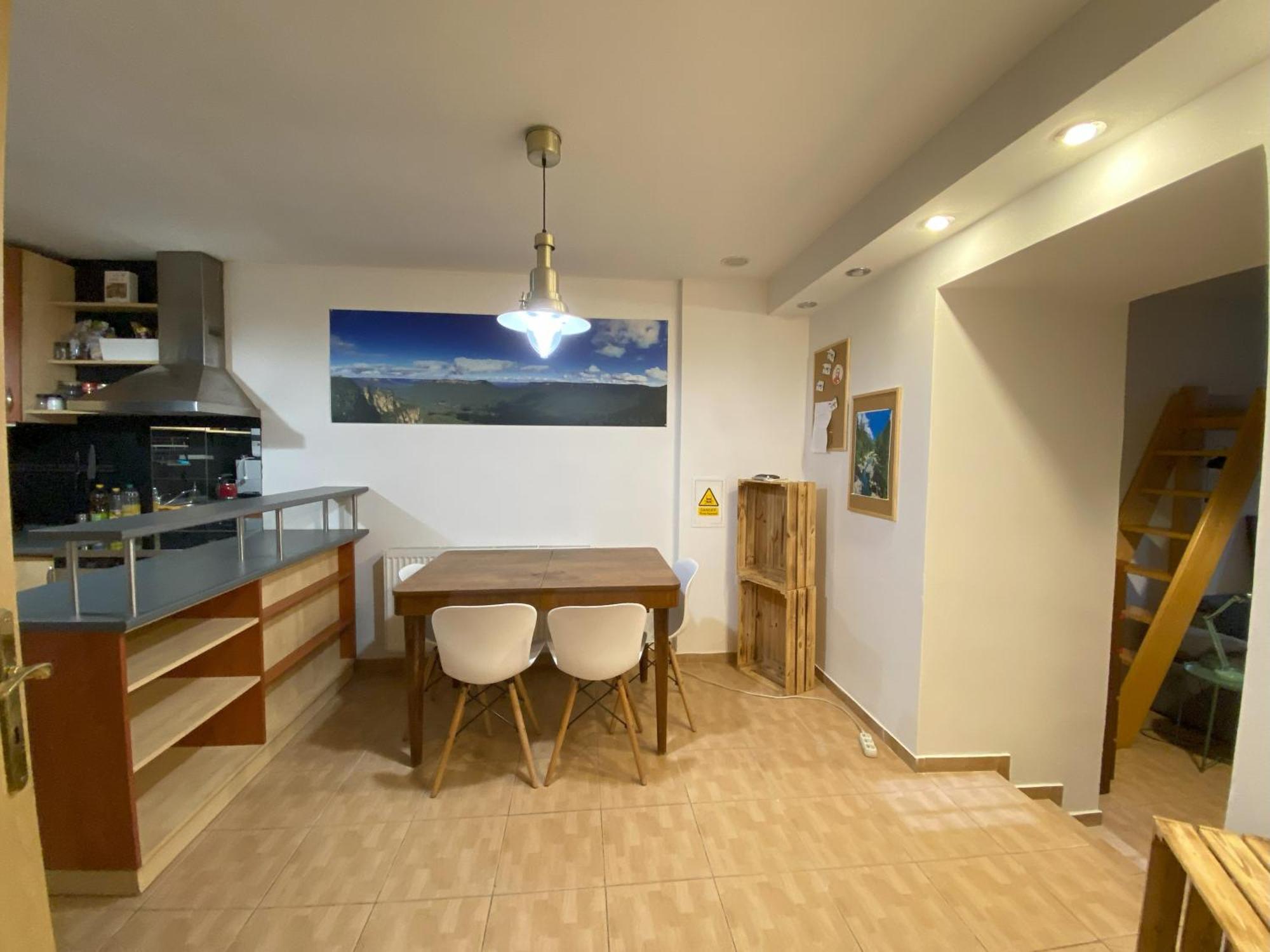 Cozy Garden Apartment In The Heart Of Prag Eksteriør billede