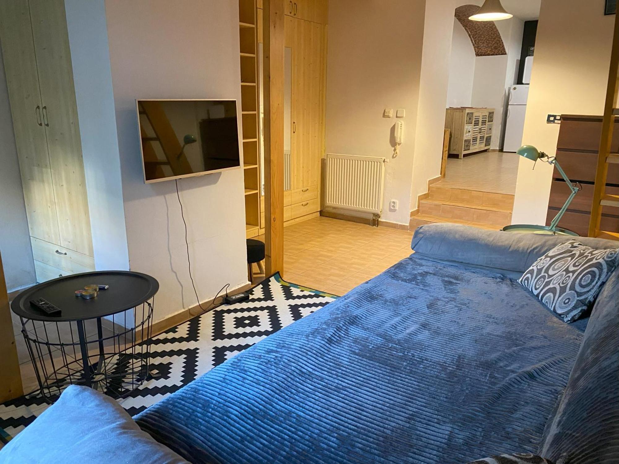 Cozy Garden Apartment In The Heart Of Prag Eksteriør billede